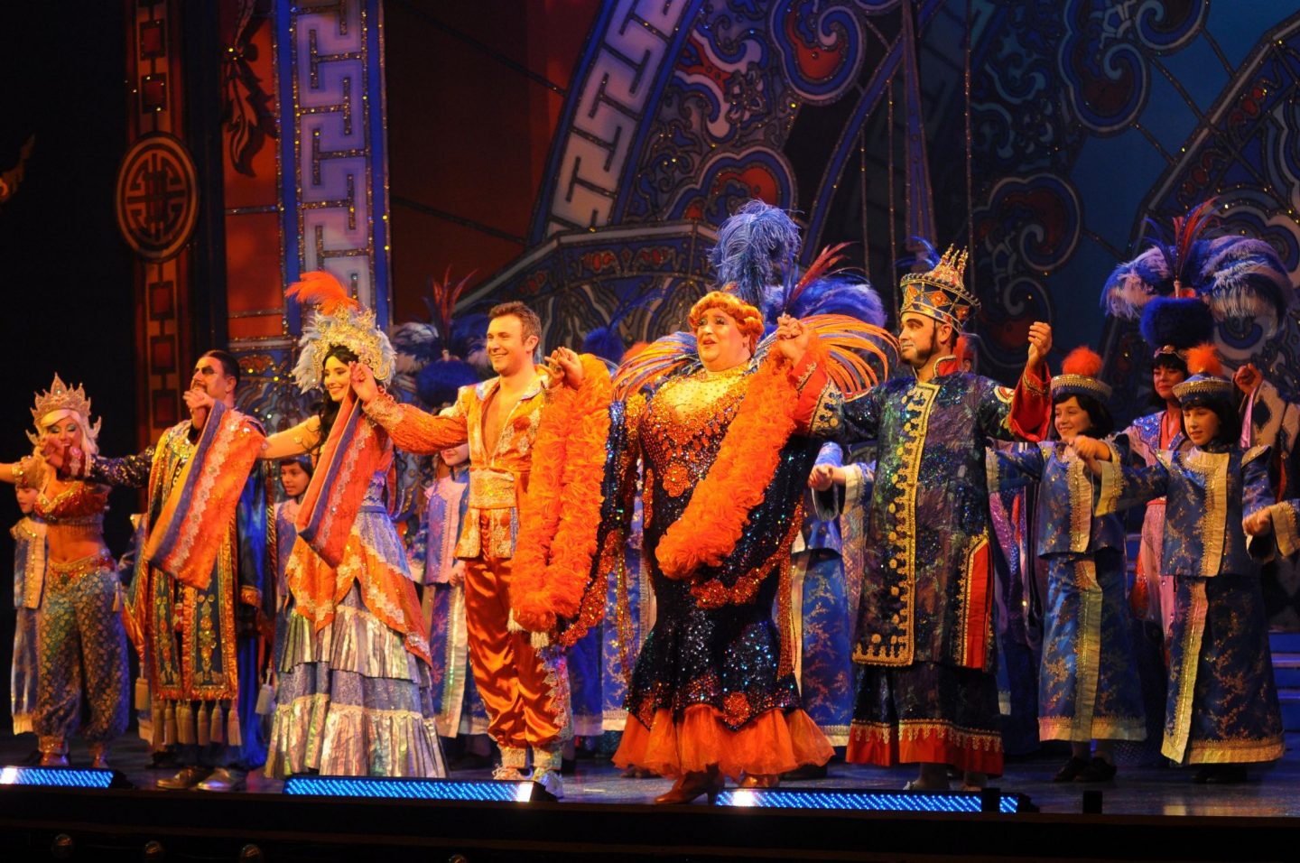 Its panto season and we have seen Alladin....Oh yes we have!