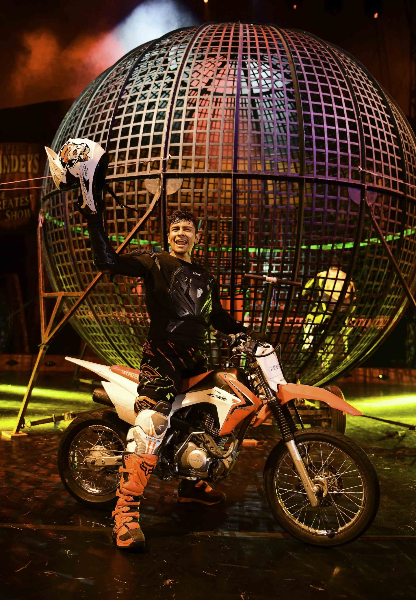 Gandeys-Circus-comes-to-Newcastle-under-Lyme-bike-show