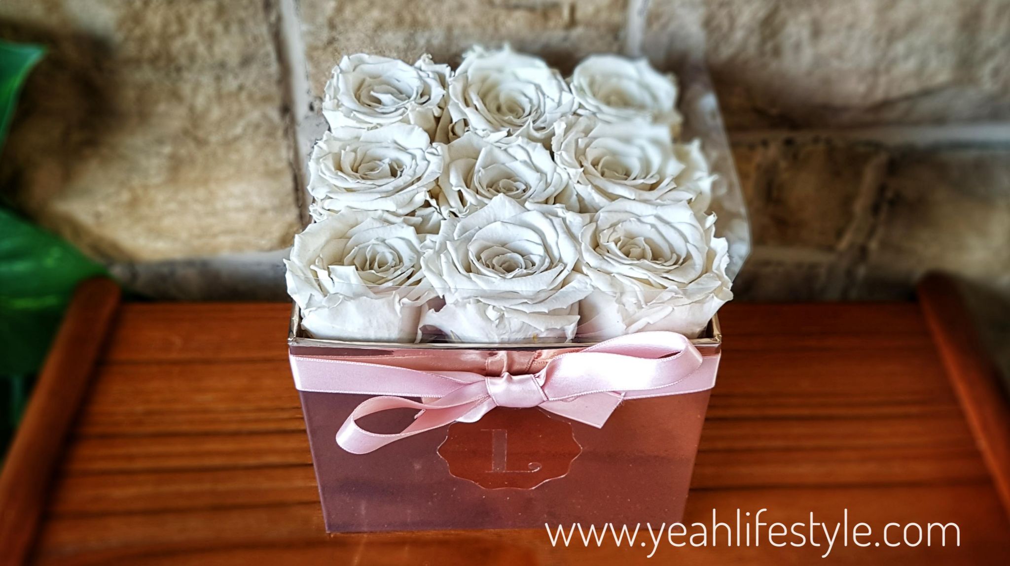 march-gift-guide-mothers-day-one-year-fresh-roses-flowers