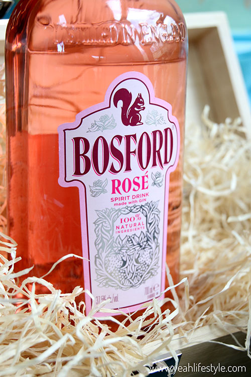 Review: Bosford Rosé Premium Gin & Dartington Swarovski Glasses