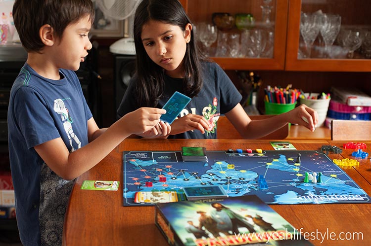 Children's Toy Review: Asmodee Board Game - Pandemic