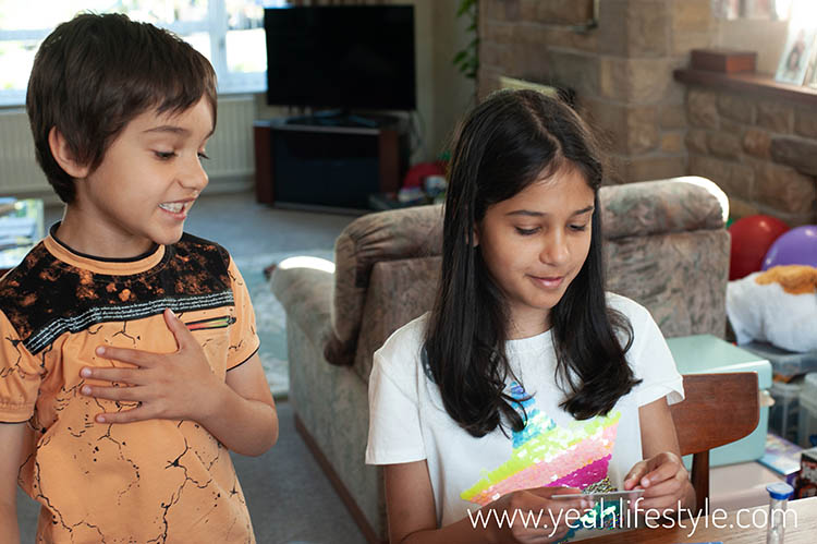 Children's Toy Review: Asmodee Board Games - BrainBox Roald Dahl