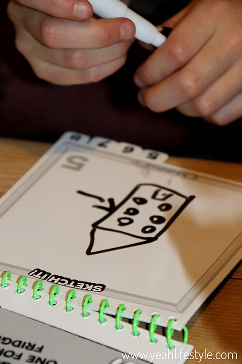 Review: Asmodee Game - Telestrations