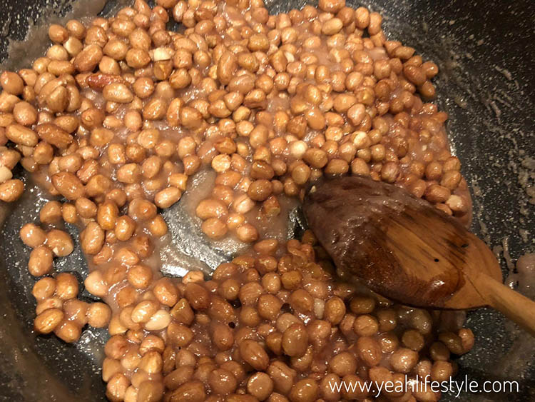 Caramelised Peanuts (Chouchou) Recipe - Perfect as Gifts