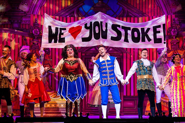 Review: Cinderella Panto at Regent Theatre in Stoke-on-Trent