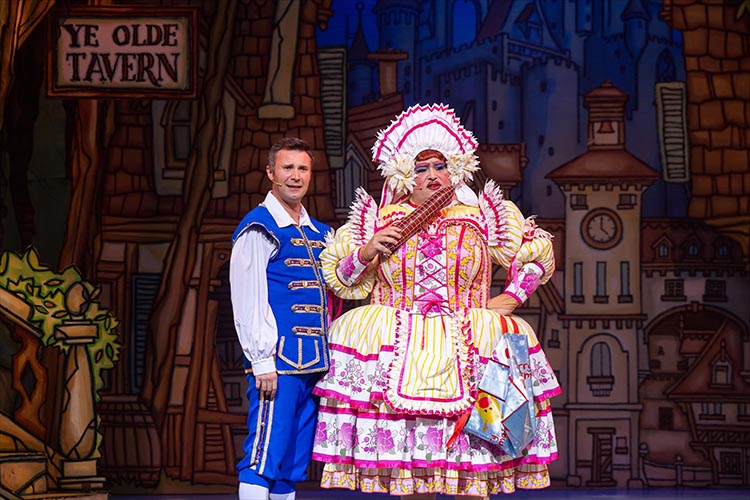 Review: Cinderella Panto at Regent Theatre in Stoke-on-Trent