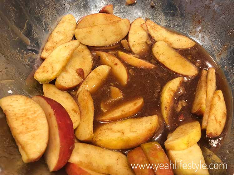 Apples in sugar