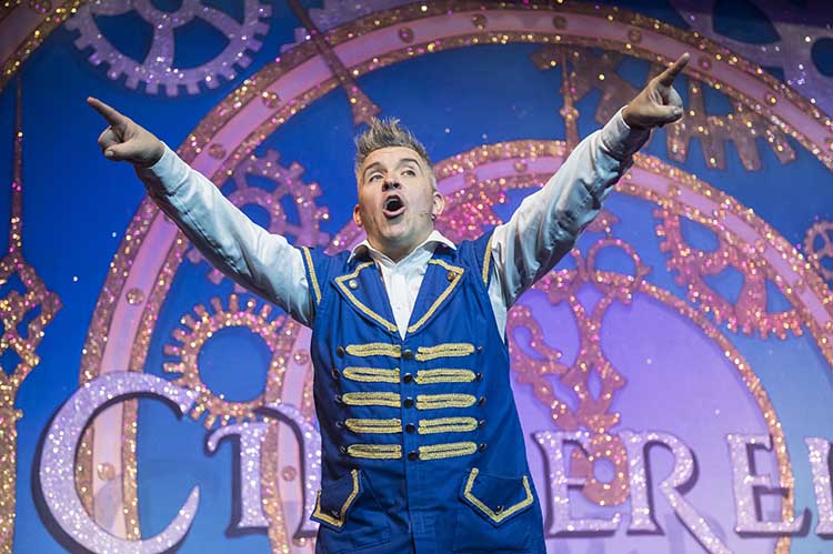 Cast of Cinderella Panto at Stafford Gatehouse Theatre