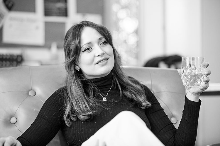 Abigail’s Party is heading to the New Vic Theatre