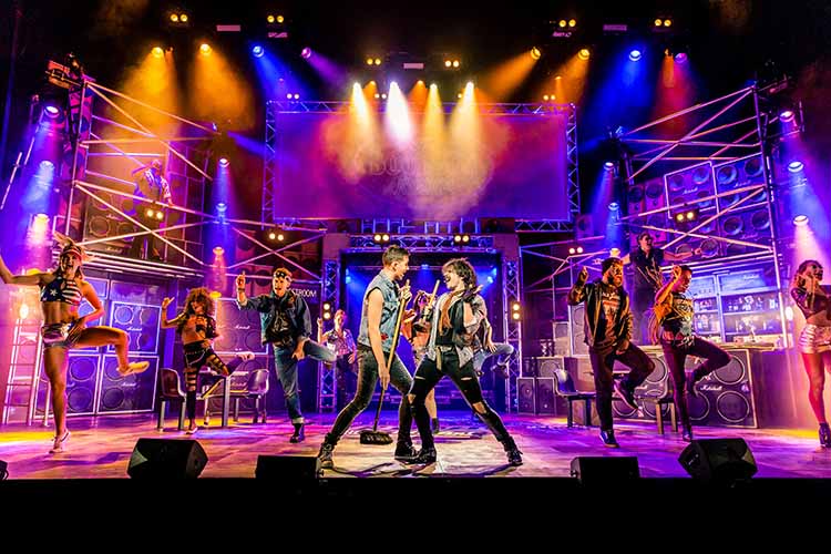 Review: ROCK OF AGES at Crewe Lyceum Theatre