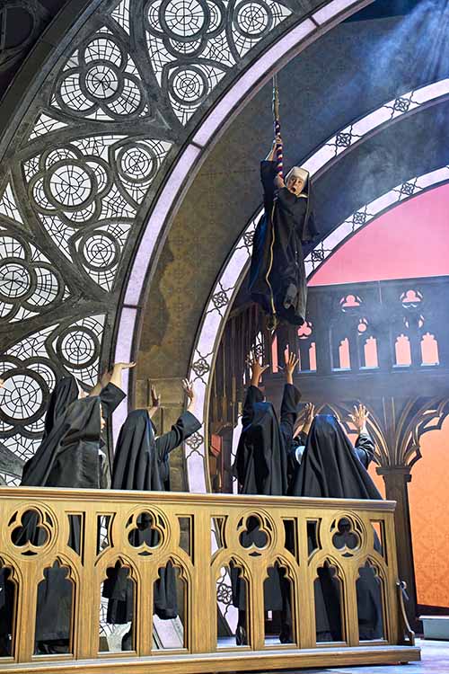 Cast of SISTER ACT