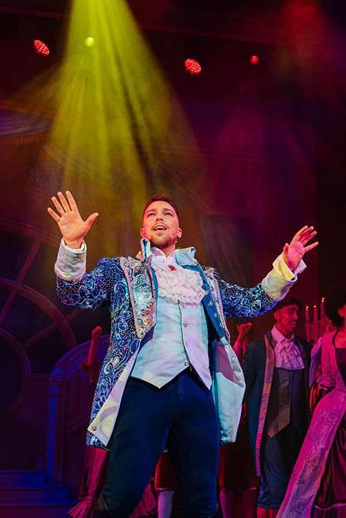 Cast of Cinderella at Crewe Lyceum Theatre