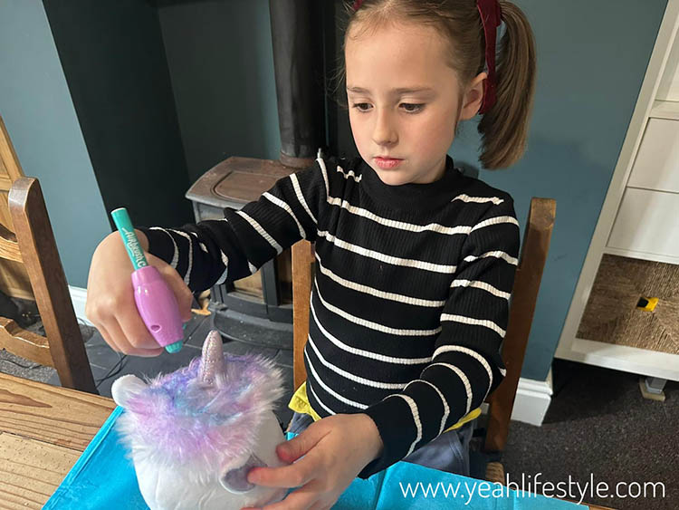 Toy Review: Airbrush Plush Magic Unicorn from Canal Toys