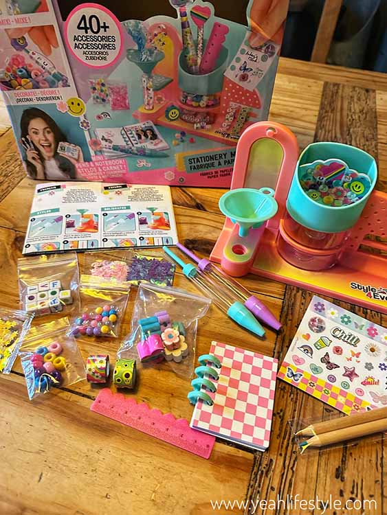 Toy Review: Style 4 Ever Stationery Maker from Canal Toys