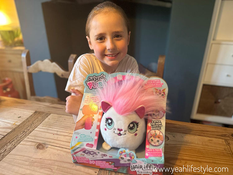 Toy Review: Airbrush Plush Hair’iffic Squish Pals from Canal Toys