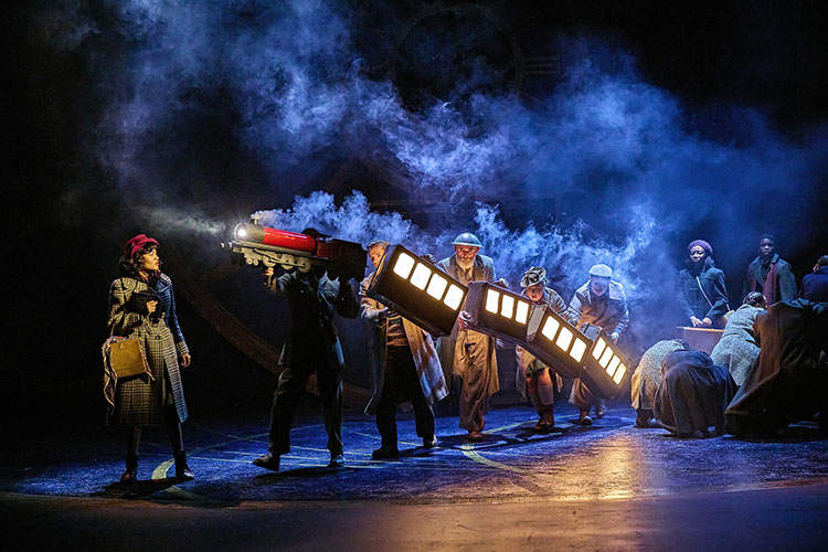 Review: The Lion Witch and the Wardrobe at The Regent Theatre