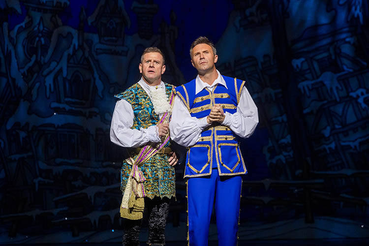 Review: Cinderella at The Regent Theatre