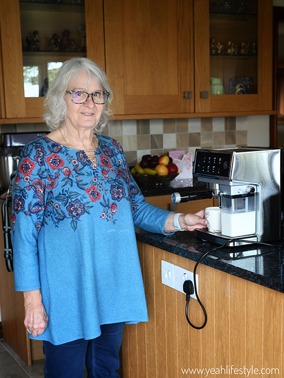 Review: Swan Digital One-Touch Espresso Machine with Automatic Milk Frother