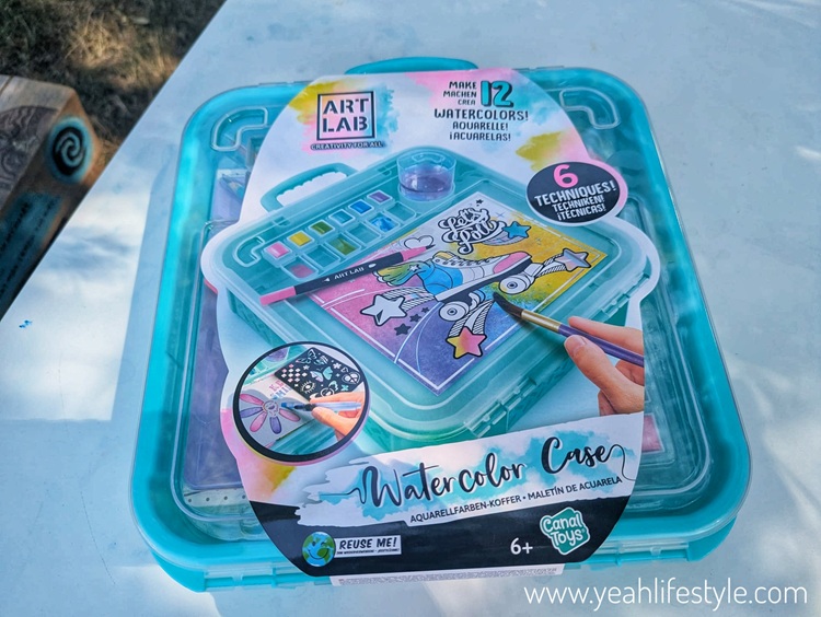 Toy Review: Art Lab Fluffy Paint Studio from Canal Toys