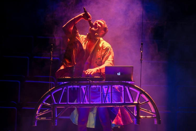 Review: Romeo & Juliet at New Vic Theatre