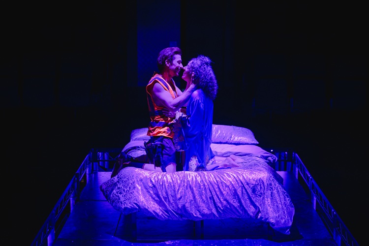 Review: Romeo & Juliet at New Vic Theatre