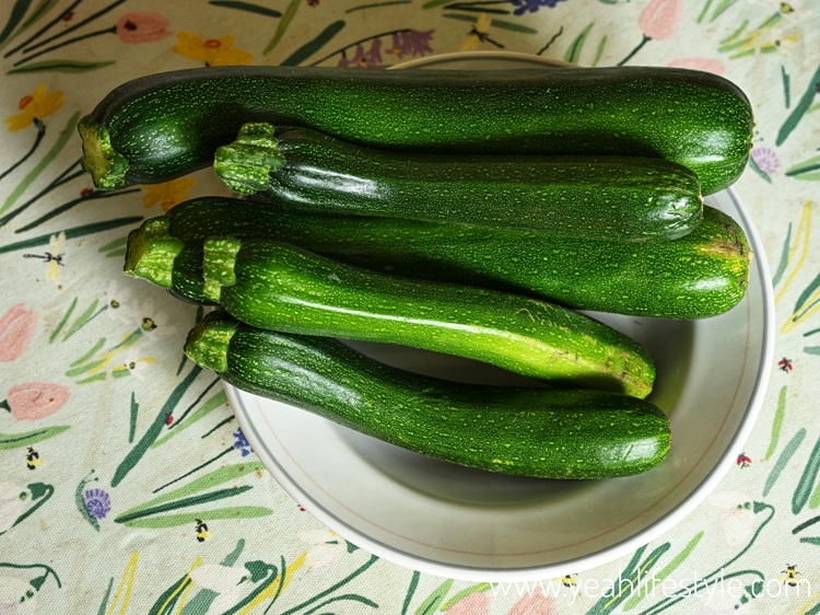Chocolate Courgette Cake Recipe : An Easy Autumn Bake